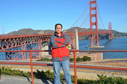 最受学生欢迎的教授 国产av影片
 张宇萌（生活照）.JPG